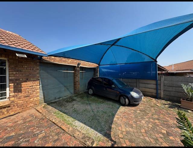 3 BEDROOM FREEHOLD FOR SALE IN BRAKPAN NORTH